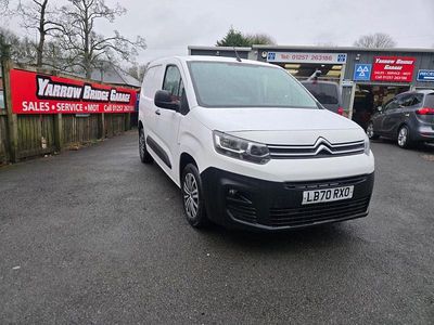 Used Citroën Berlingo 100 HP (73 kW) 2020 White MPV