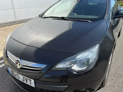 Second-hand Vauxhall Astra GTC SRi 140 CP (102 kW) 2015 Coupe