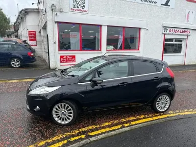 Used Ford Fiesta Titanium 118 HP (86 kW) 2012 Black Hatchback