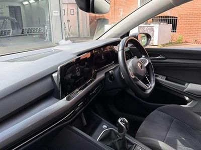 Begagnad VW Golf VII Style 2021 Grå Halvkombi