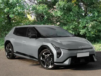 Begagnad Kia EV4 GT-Line 150 kW (204 HK) 2025 Grå Halvkombi