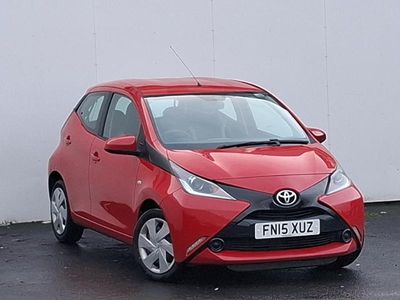 Red Used 2015 Toyota Aygo X-play Hatchback | £6,498 (Fair price)