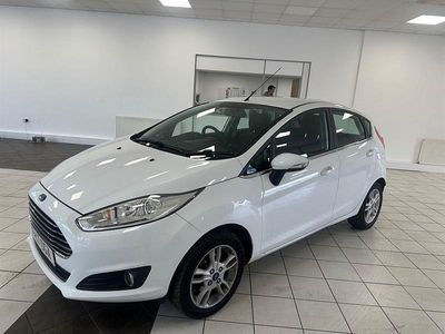 Used Ford Fiesta Zetec 2017 White Hatchback