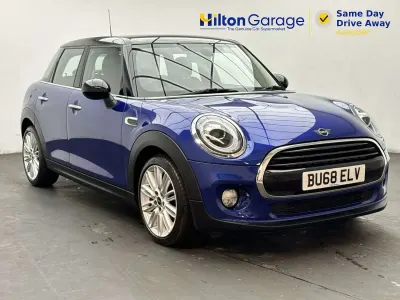 Used Mini Cooper Hatch 136 HP (100 kW) 2018 Blue Hatchback