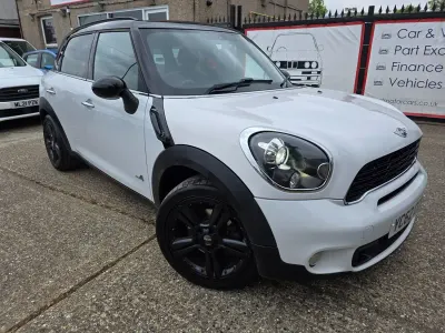 Begagnad Mini Cooper S 2012 Vit Halvkombi