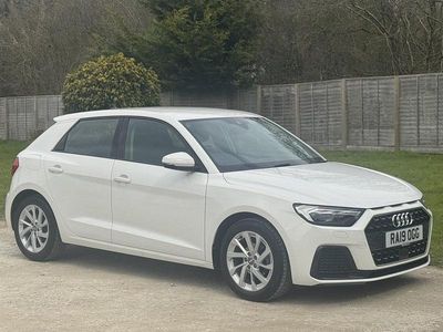 Used Audi A1 Sportback Sport 95 HP (69 kW) 2019 White Hatchback