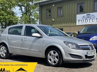 Used Vauxhall Astra 140 HP (102 kW) 2007 Silver Hatchback
