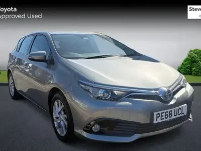Used Toyota Auris Hybrid 136 HP (100 kW) 2019 Hatchback