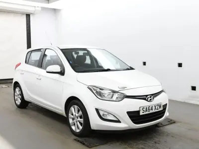 Käytetty Hyundai i20 Active 85 HP (62 kW) 2014 Valkoinen Viistoperä