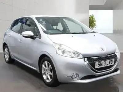 Used Peugeot 208 Active 82 HP (60 kW) 2013 Silver Hatchback