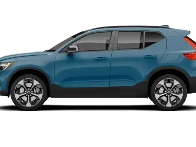 Used Volvo XC40 Plus 211 HP (155 kW) 2023 Blue SUV