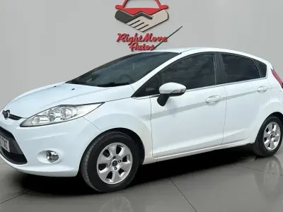 Used Ford Fiesta Titanium 95 HP (69 kW) 2012 Hatchback