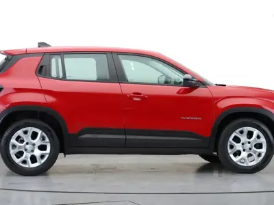 Used Jeep Avenger Altitude 100 HP (73 kW) 2024 Red SUV