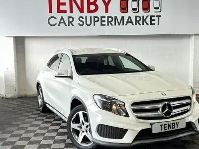 Used Mercedes GLA200 AMG line 136 HP (100 kW) 2015 White SUV