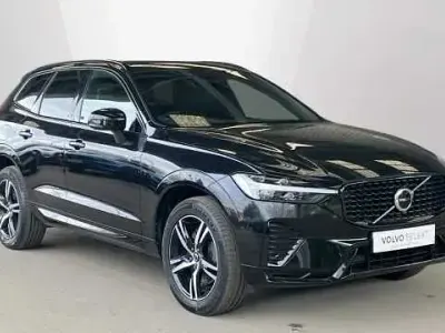 Usado Volvo XC60 R-Design 194 HP (142 kW) 2021 Preto SUV