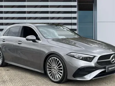 Begagnad Mercedes A180 AMG Line Premium Plus 136 HK (100 kW) 2023 Halvkombi