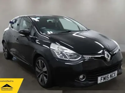 Used Renault Clio Dynamique 90 HP (66 kW) 2015 Black Hatchback
