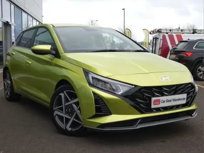 Used Hyundai i20 Premium 99 HP (72 kW) 2025 Green Hatchback
