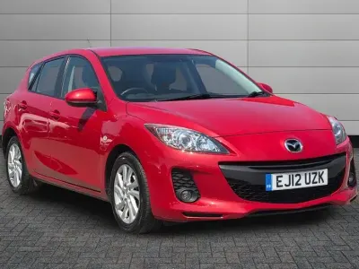 Used Mazda 3 104 HP (76 kW) 2012 Velocity red Hatchback