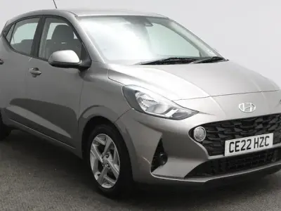 Used Hyundai i10 SE 84 HP (61 kW) 2022 Bronze Hatchback