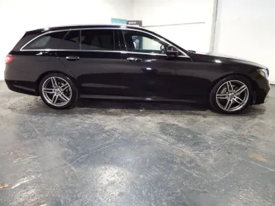 Used Mercedes E220 AMG line 194 HP (142 kW) 2018 Black Estate