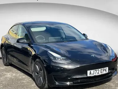 Używany Tesla Model 3 RWD 2022 Sedan/Limuzyna