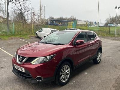 Used Nissan Qashqai Acenta Premium 2014 Red SUV