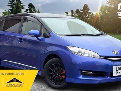 Blue Used 2015 Toyota Verso MPV | £8,450 (Super price)
