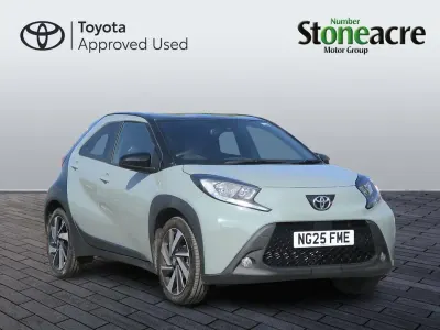 Used Toyota Aygo X 72 HP (52 kW) 2025 Green SUV