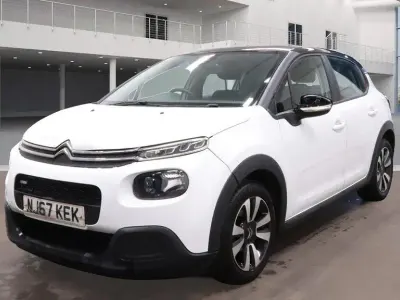 Używany Citroën C3 Feel 82 KM (60 kW) 2017 Biały Hatchback