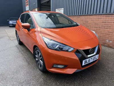 Usado Nissan Micra N-Connecta 90 HP (66 kW) 2017 Laranja Citadino