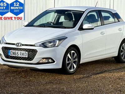White Used 2015 Hyundai i20 SE Hatchback | £8,599 (A bit pricey)