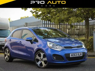 Used Kia Rio 2013 Blue Hatchback