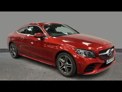 Usado Mercedes C300 AMG Line Premium 258 CV (189 kW) 2019 Rojo Coupe
