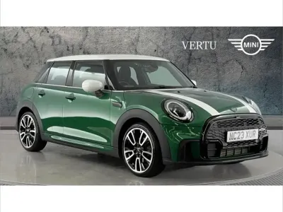 Used Mini Cooper Sport 134 HP (98 kW) 2023 Green Hatchback
