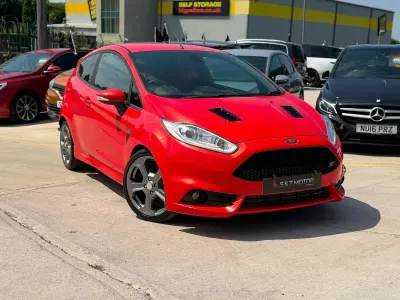 Used Ford Fiesta ST 2015 Orange Hatchback