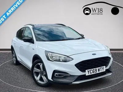 Begagnad Ford Focus Active 125 HK (91 kW) 2019 Vit Halvkombi