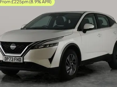 Used Nissan Qashqai Acenta Premium 158 HP (116 kW) 2023 White SUV