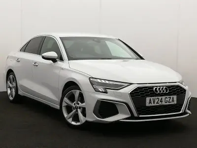 Usado Audi A3 S-Line 150 CV (110 kW) 2024 Blanco Berlina