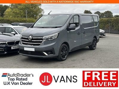 Begagnad Renault Trafic 130 HK (95 kW) 2023 Grå