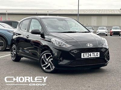 Black Used 2024 Hyundai i10 Premium Hatchback | £14,166 (Fair price)