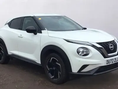 Used Nissan Juke N-Connecta 114 HP (83 kW) 2022 White SUV