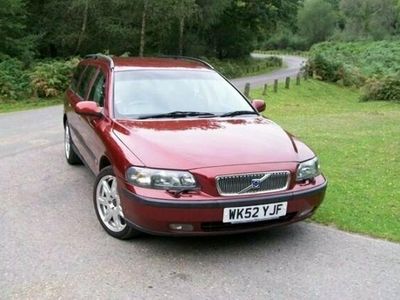 used Volvo V70 2.4