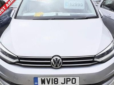 Used VW Touran SEL 150 HP (110 kW) 2018 Silver MPV