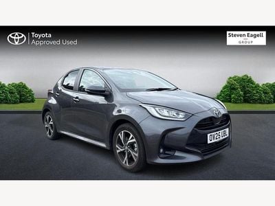 Used Toyota Yaris Hybrid Design 2025 Grey Hatchback
