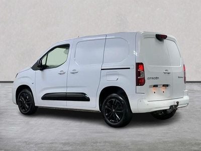 Usado Citroën Berlingo 130 HP (95 kW) 2024 Branco Monovolume