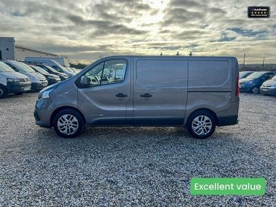 Grey Used 2016 Renault Trafic MPV | £8,849 (Fair price)