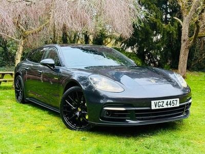 Used Porsche Panamera Sport Turismo 462 HP (339 kW) 2018 Grey Estate