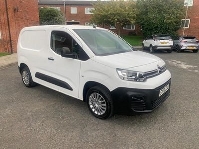 White Used 2020 Citroën Berlingo Start MPV | £6,397 (Fair price)