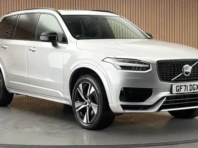 Used Volvo XC90 R-Design 390 HP (286 kW) 2021 Bright silver SUV